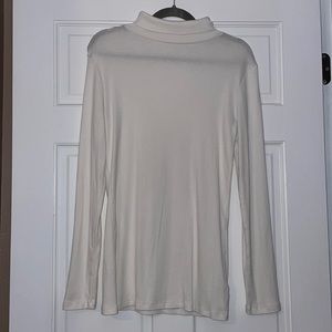 Long sleeve turtleneck